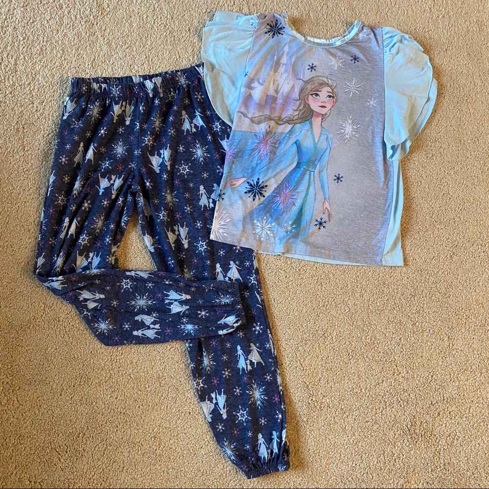 Disney Frozen II pajama size 8
